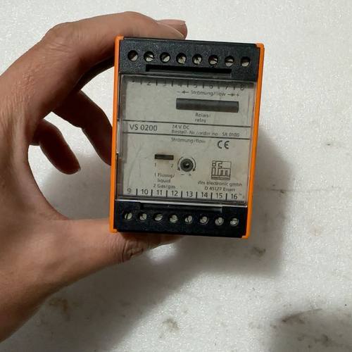 易福门流量传感器 VS0200 实物图片 功能正常 15