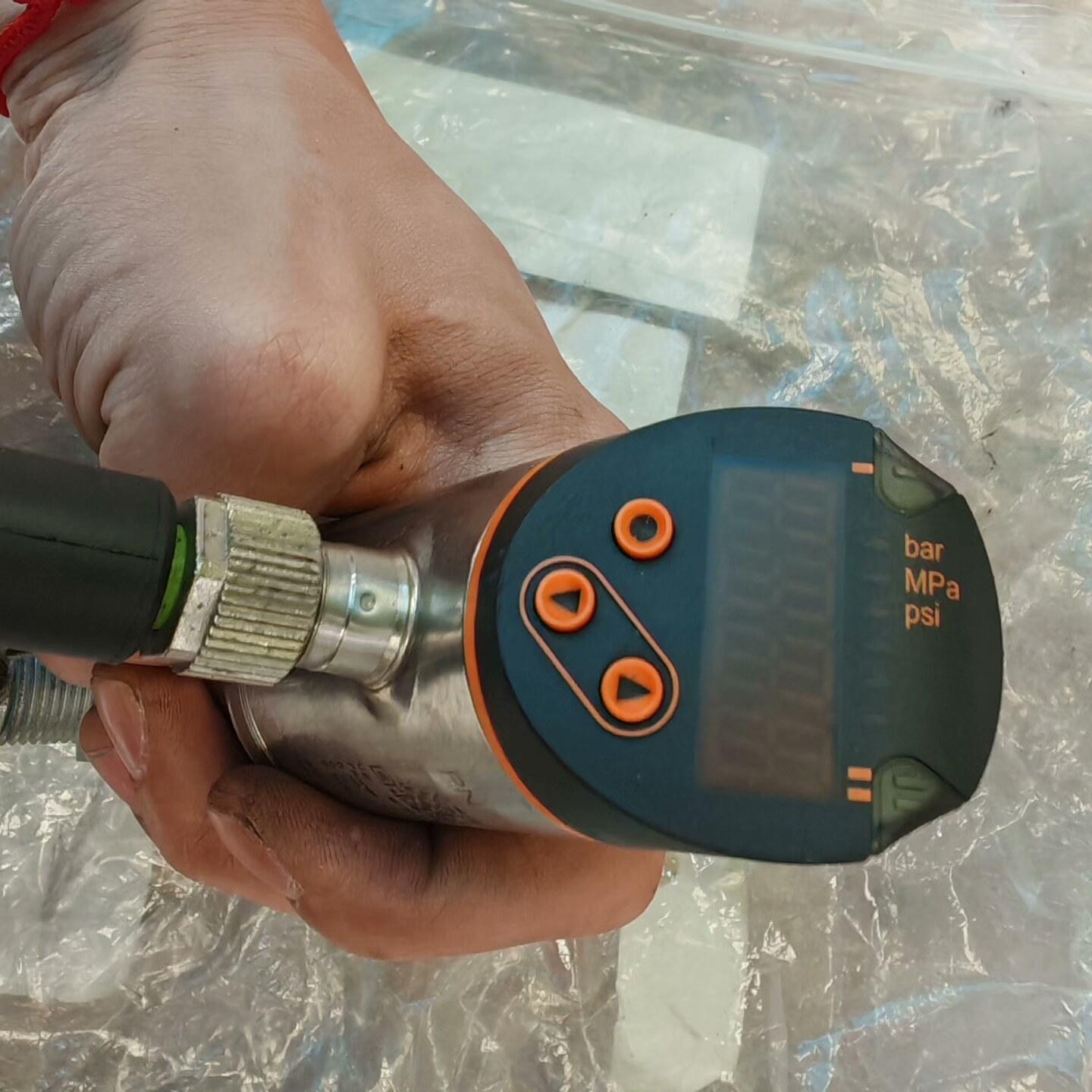 拆机IFM易福门压力传感器PN7071 带西德福调速/节流阀