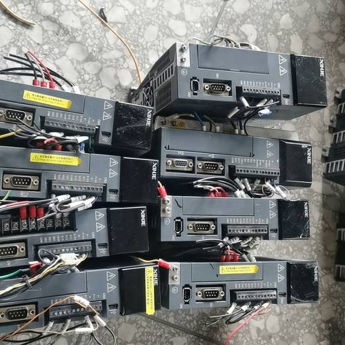 驱动器6个DS5L-20P4-PTA. 400W