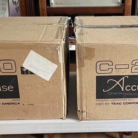 Accuphase P-300放大器和C-200前置放大器K