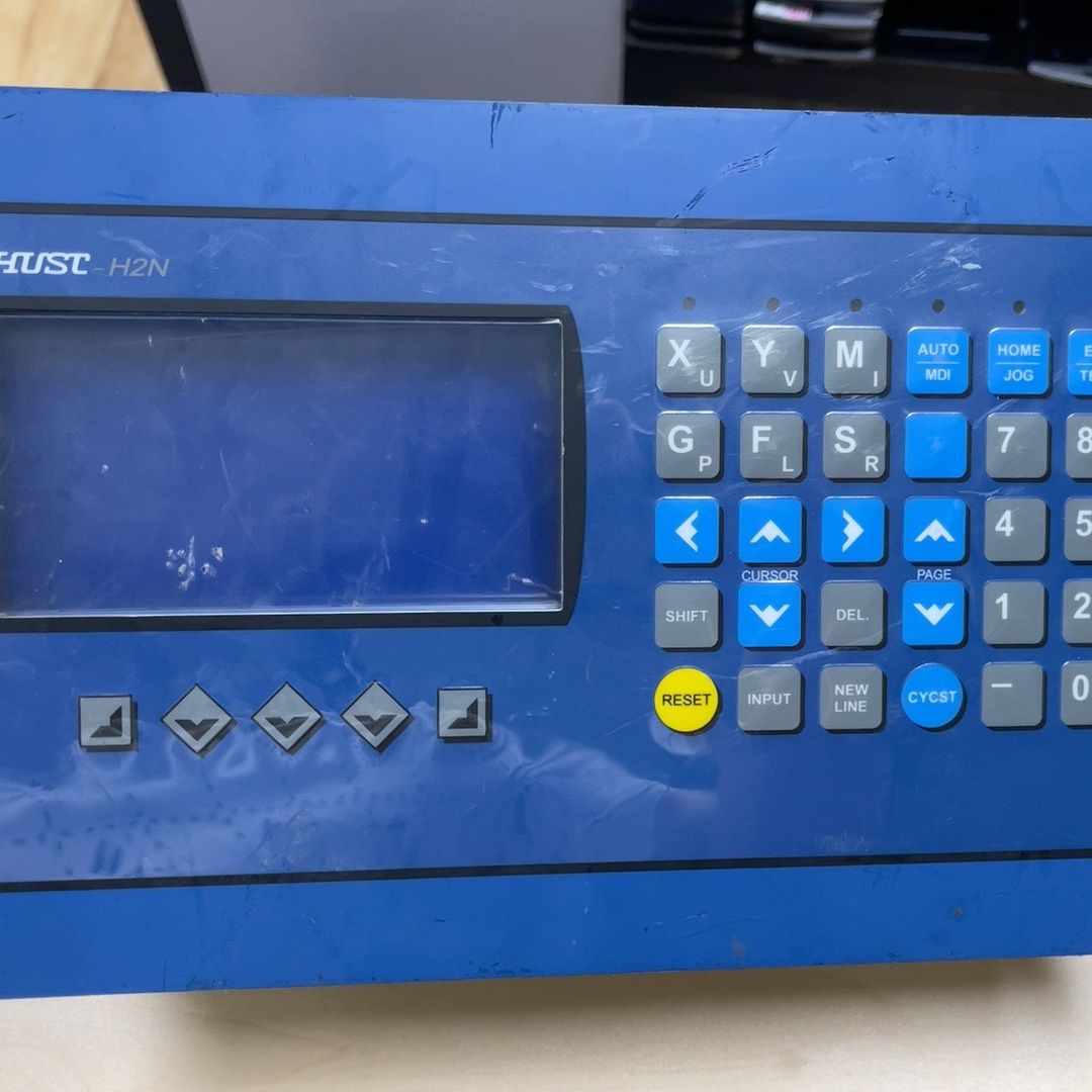 台湾亿图HUST-H2N H2-V8 SYSTEM三轴控制器