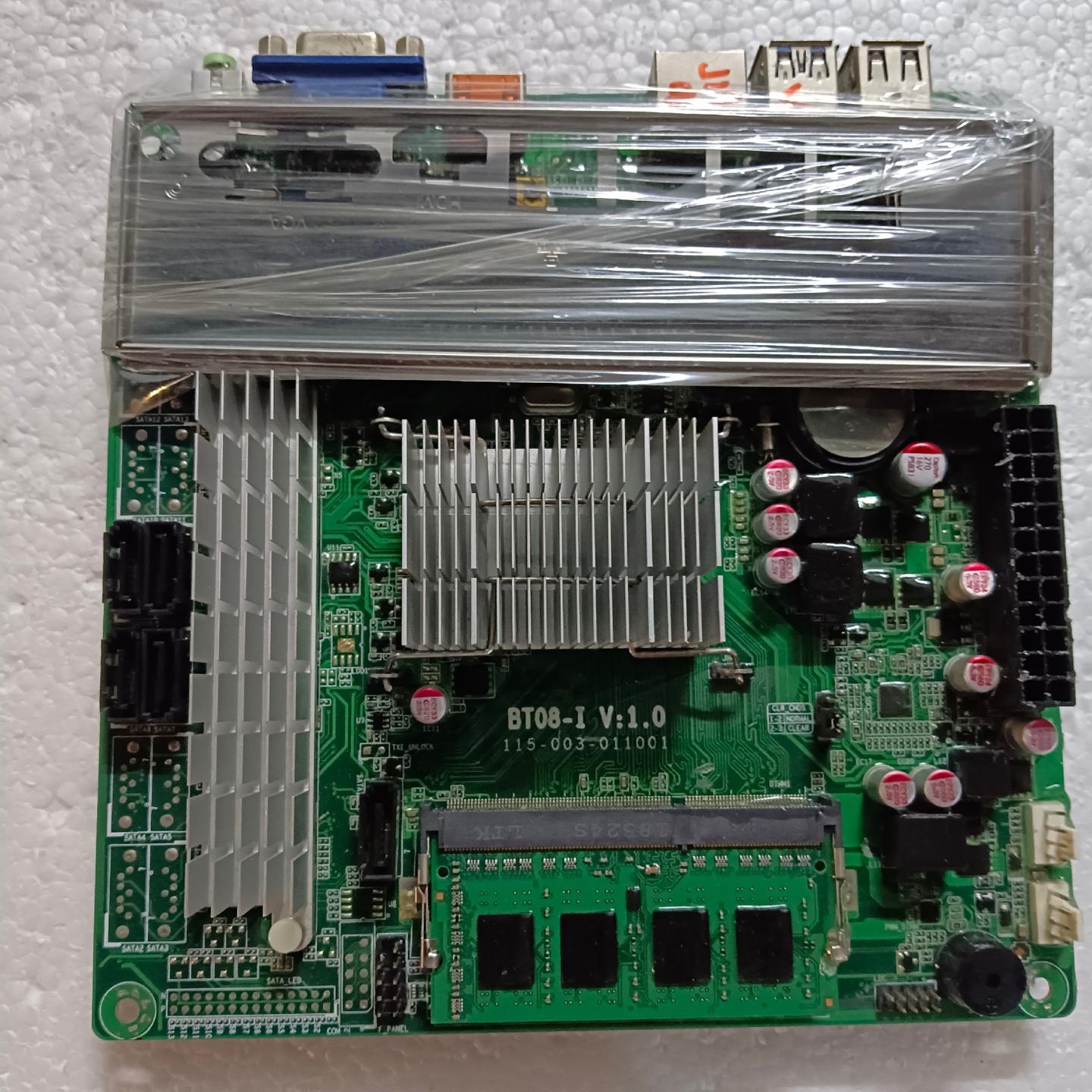 BT08-i主板17*17 J1900小主板 实物图 带挡板