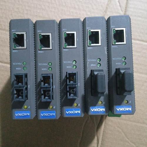 MOXA摩莎光电转换器IMC-21-S-SC！
