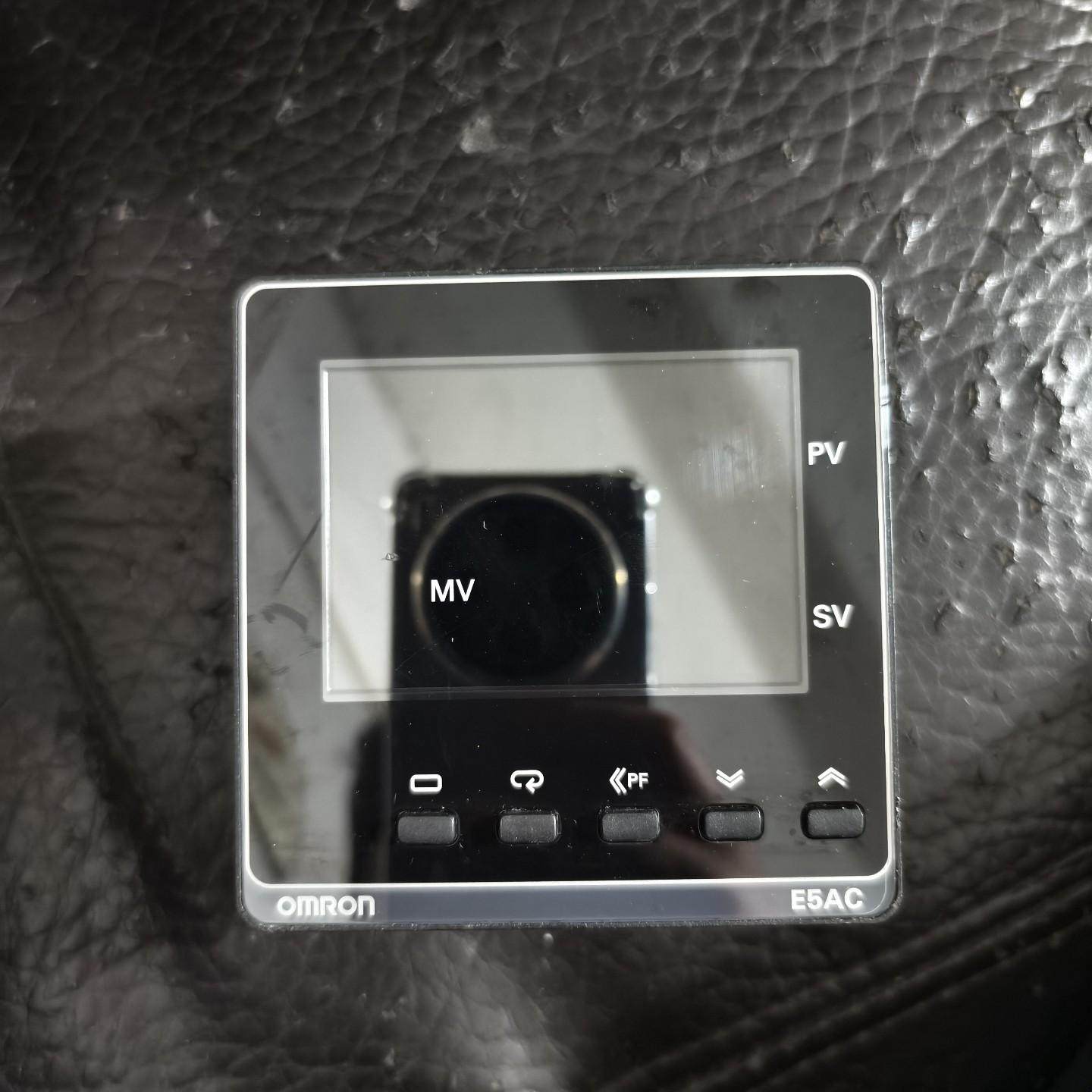 温控器E5AC-QX3ASM-808