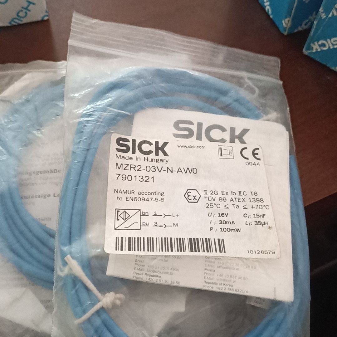 SICK西克电感式传感器 MZR2-03V-N-AW0 货号