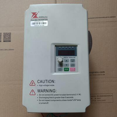 变频器DZB200B003.7L2A   3.7KW拆机