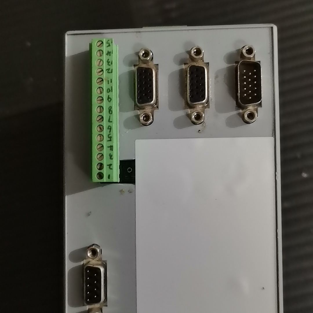 Parker驱动器 型号SLVD5N 实物拍摄 成色如图。设