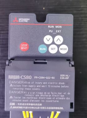 充新变频器FR-CS84-022-60 三相输入输出 A