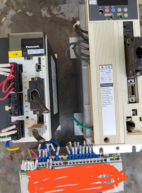 拆机伺服驱动器2台（MFDA083A1A 0.75Kw。