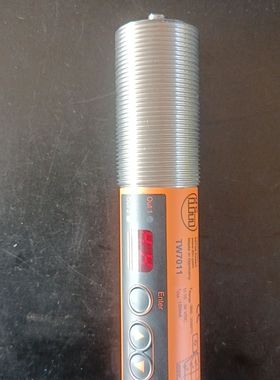 易福门红外测温仪TW7011拆机 通电如图 需要新的也有 议