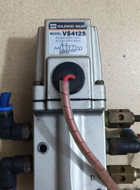 VS4125-220V 电磁阀  实物拍摄  功能包