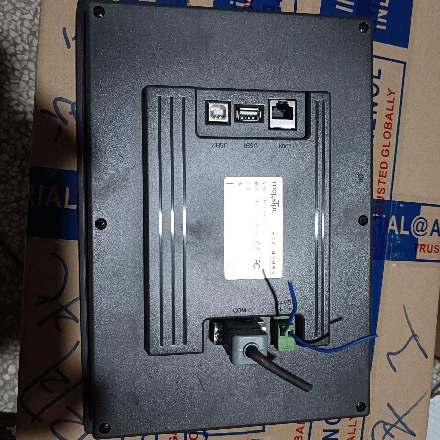 昆仑通态触摸屏TPC1031Kt 实物拍摄 成色漂亮 功能包