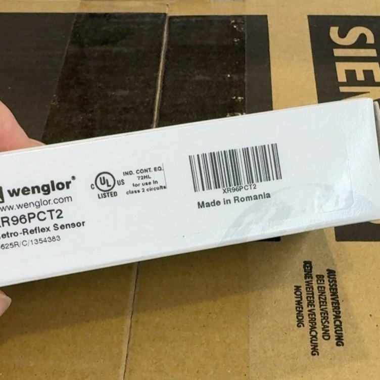 威格勒Wenglor反射式光电传感器XR96PCT2 罗马尼