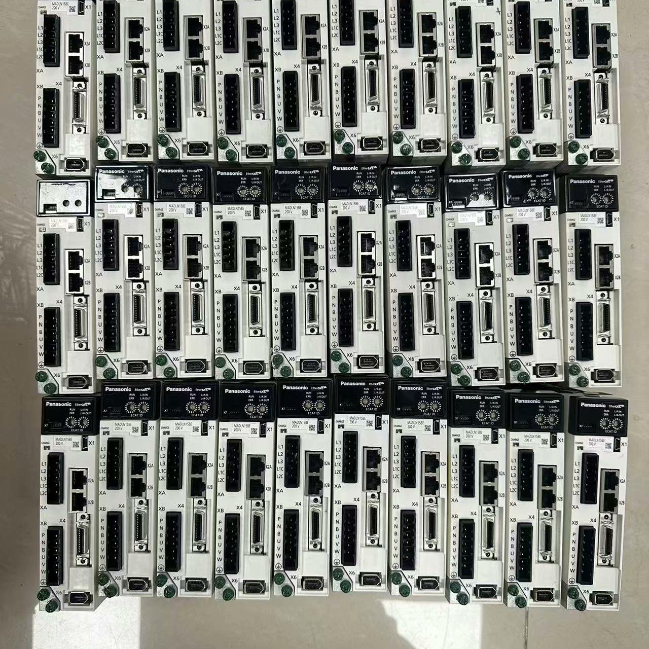 A6伺服驱动器 MADLN15BE 200w 成色如图