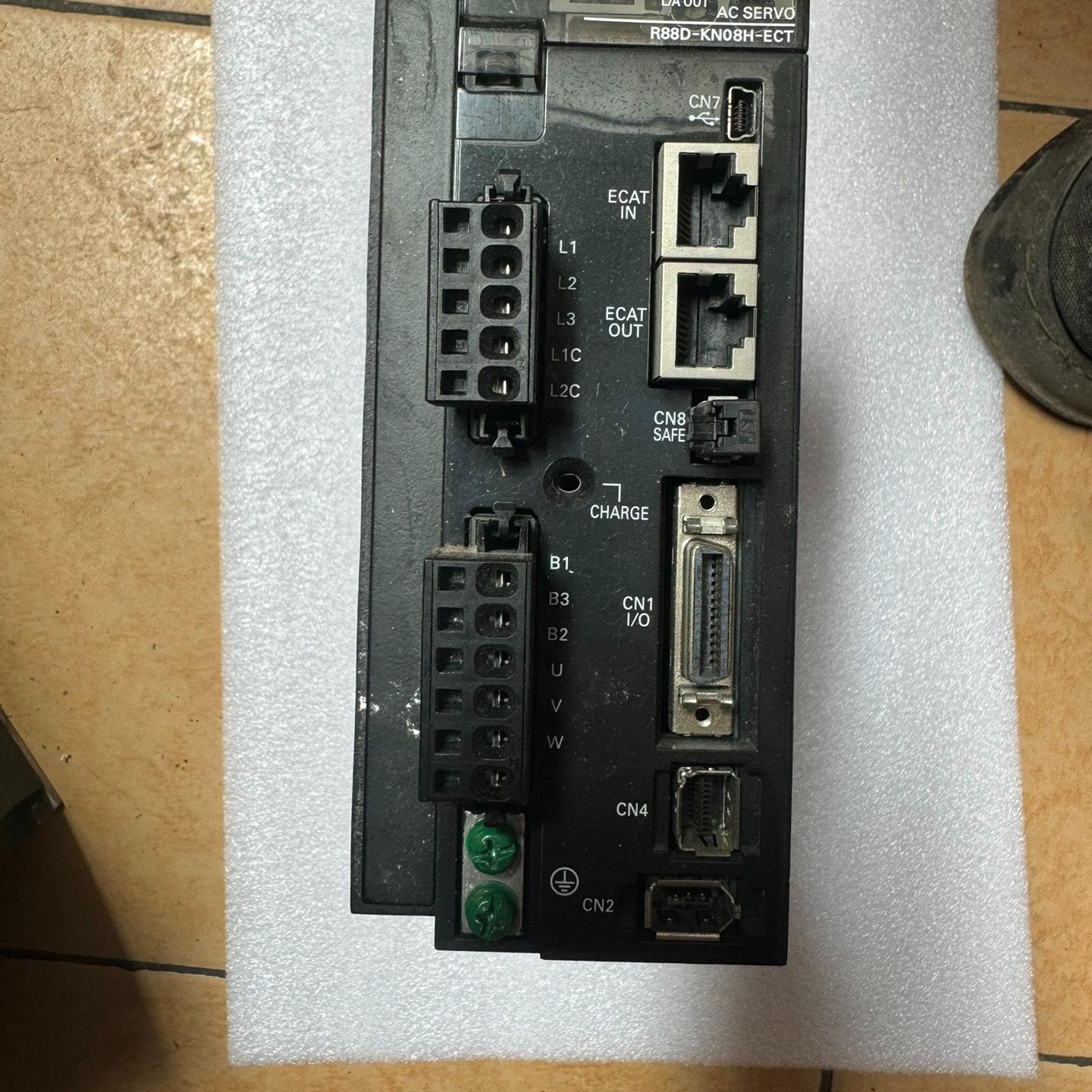 伺服驱动    R88D-KN08-ECT-Z  75