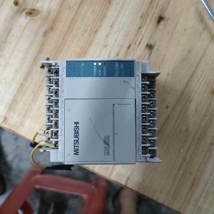 FX1s-20MR-001通电如图！成色如图