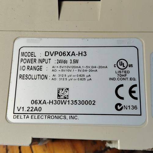 台达DVP06XA-H3 成色实拍图。功能包好
