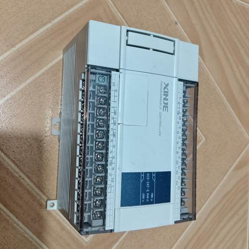 PLC XC3-24T-E 功能正常 成色为实图