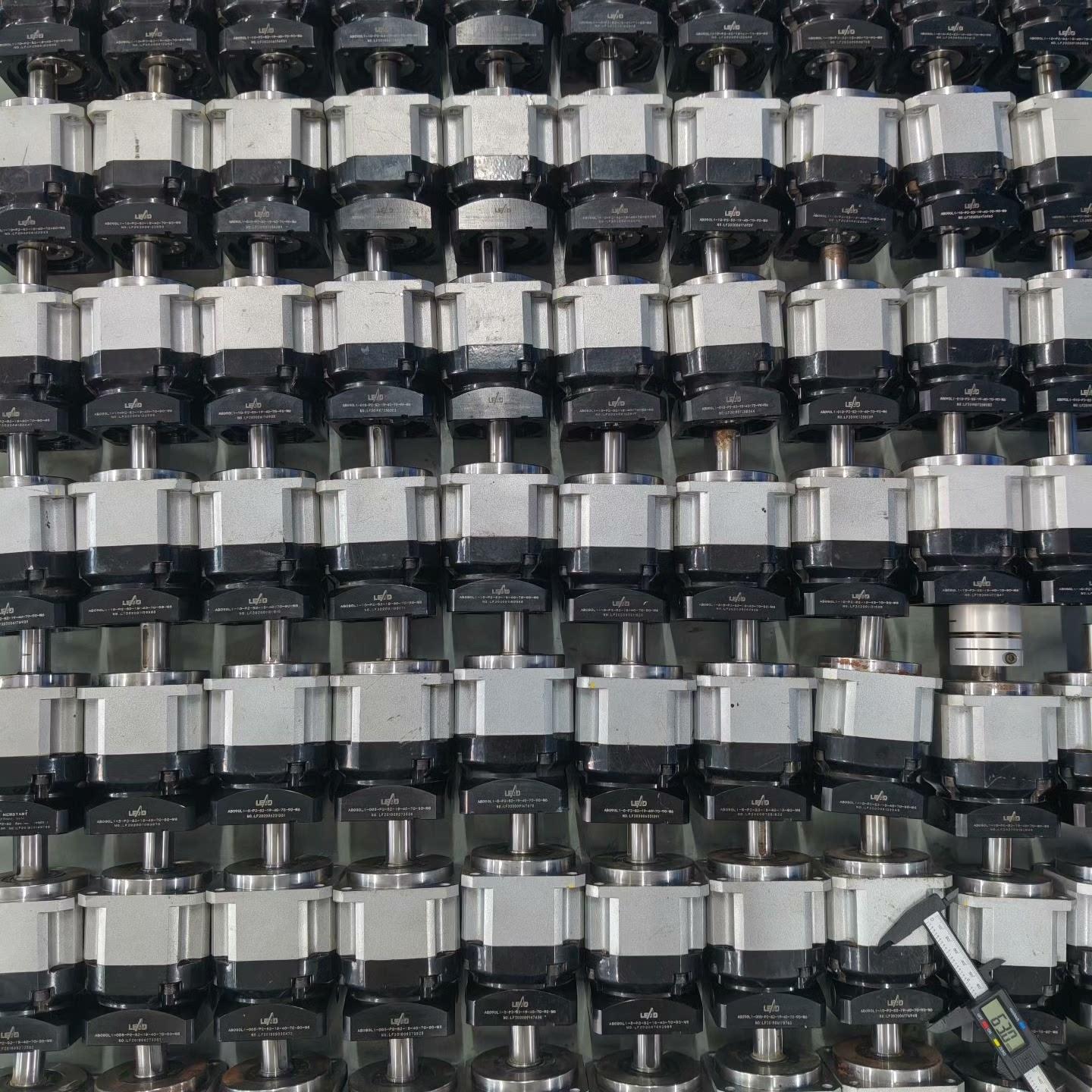 纽仕达特90型精密行星斜齿减速机AB090L1-8-P2-S