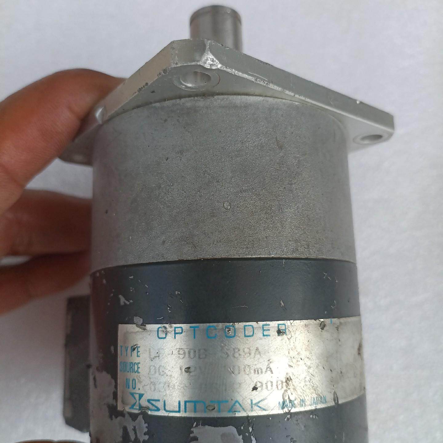 拆下来日本森泰克LF一90B一s89A编码器 实拍图 表面有