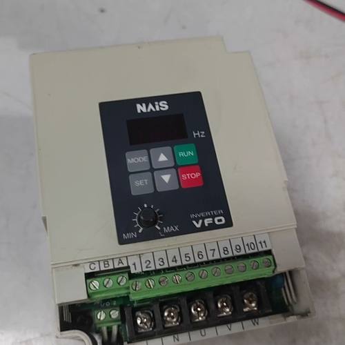 变频器0.75KW BFV00072G 成色如图 每