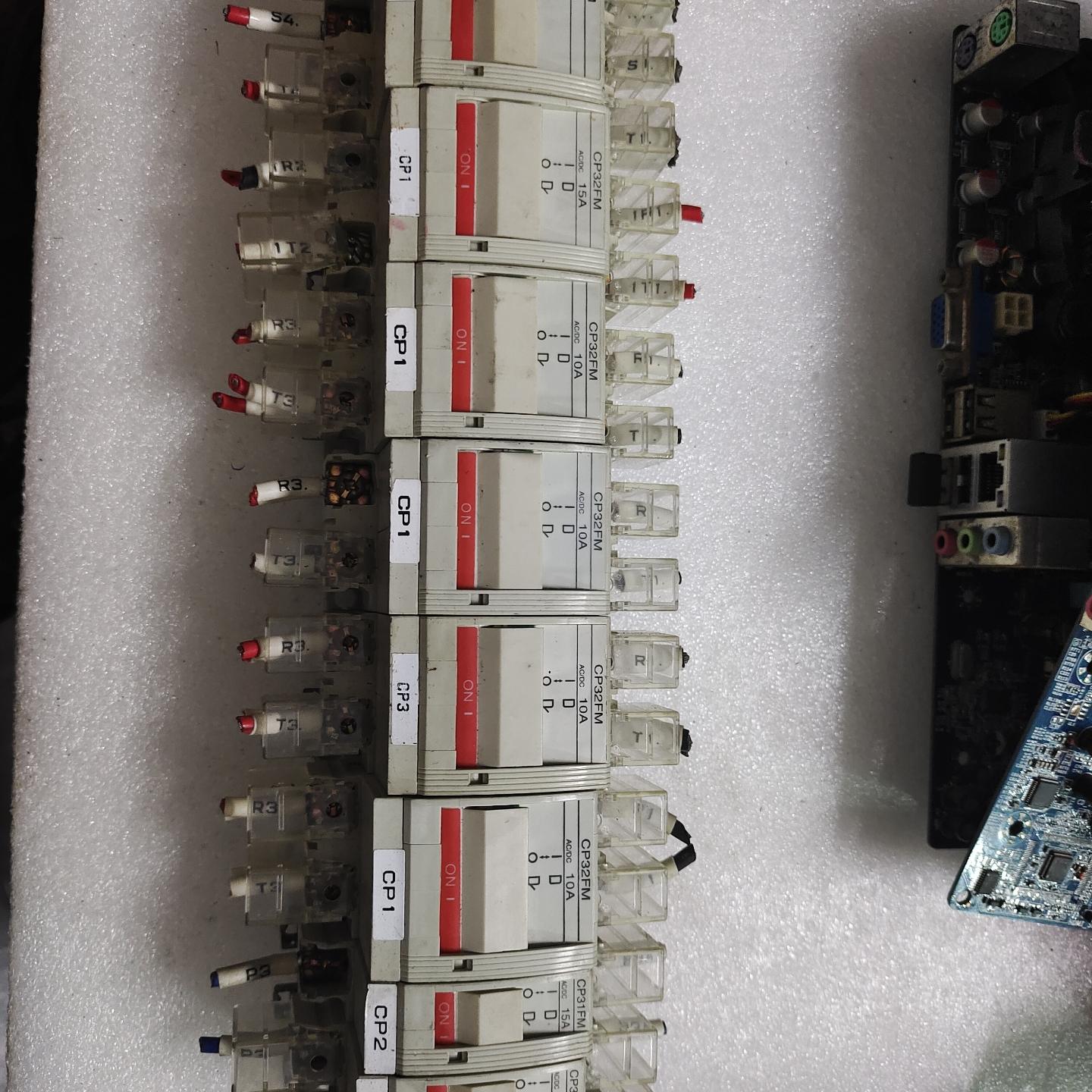 断路器CP33FM CP32FM CP31FM 参数看图