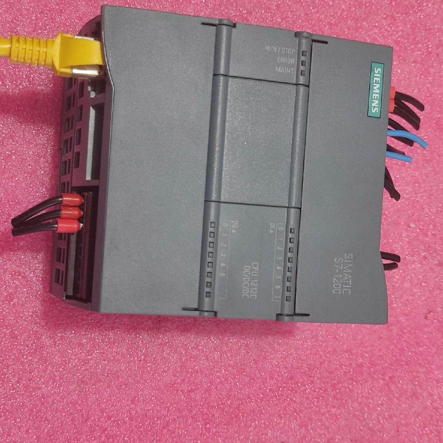 模块 CPU 1212C DC/DC/DC