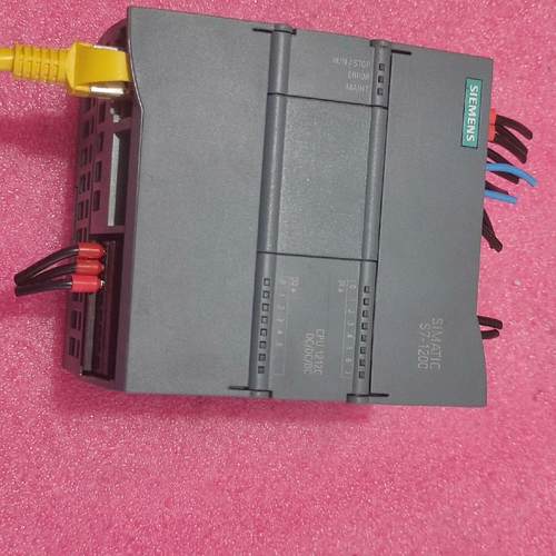 模块 CPU 1212C DC/DC/DC