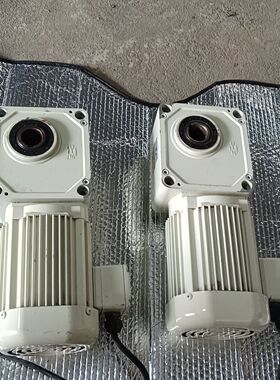 三相异步电机PMCB040-4R5FAB 0.4KW 4P