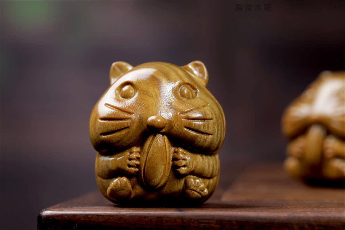 绿檀木雕嗑瓜子小仓鼠手把件实木雕刻工艺品动物萌鼠随身文玩摆件