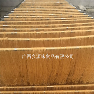 正宗广西马山酸粉米粉武鸣半干榨粉蒲庙生榨粉特产送酱料辣椒酱