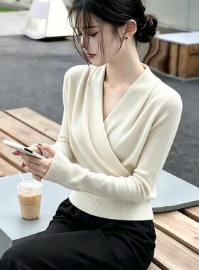 韩系V领交叉设计针织衫女温柔风套头长袖上衣初秋穿搭