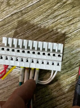 议价阿特拉斯空压机控制器接线端子，型号HV04FRACP30A，