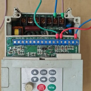 RB800 0.4KW.220 议价日博变频器