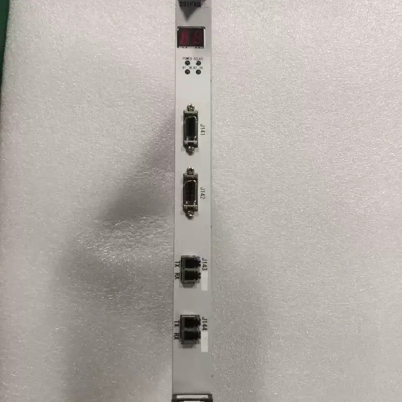 议价金士顿内存条，黑色长条形，型号：SSIFX8-2 4S0