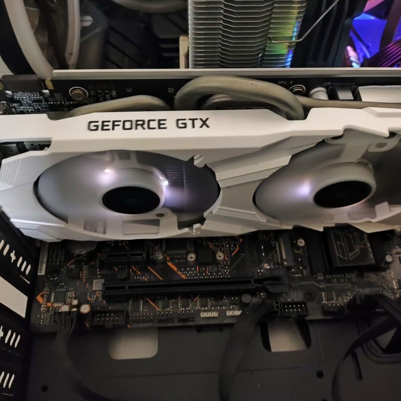 议价影驰GTX960欧洲版显卡，双风扇散热，4G显存，功能完好。