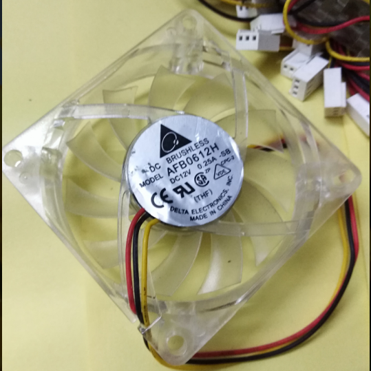 电脑cpu散热风扇滚珠高转速