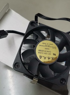 全新黑蜘蛛电脑主板815 810 370cpu散热器p3滚珠风扇6CM 6015奔三