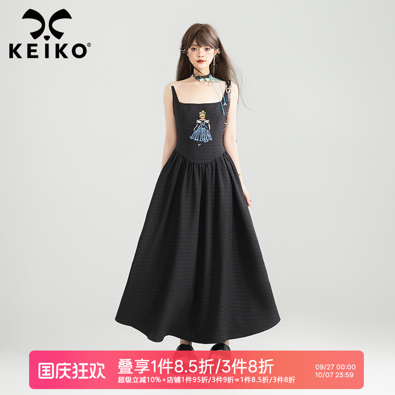 KEIKO法式性感露背A字连衣裙
