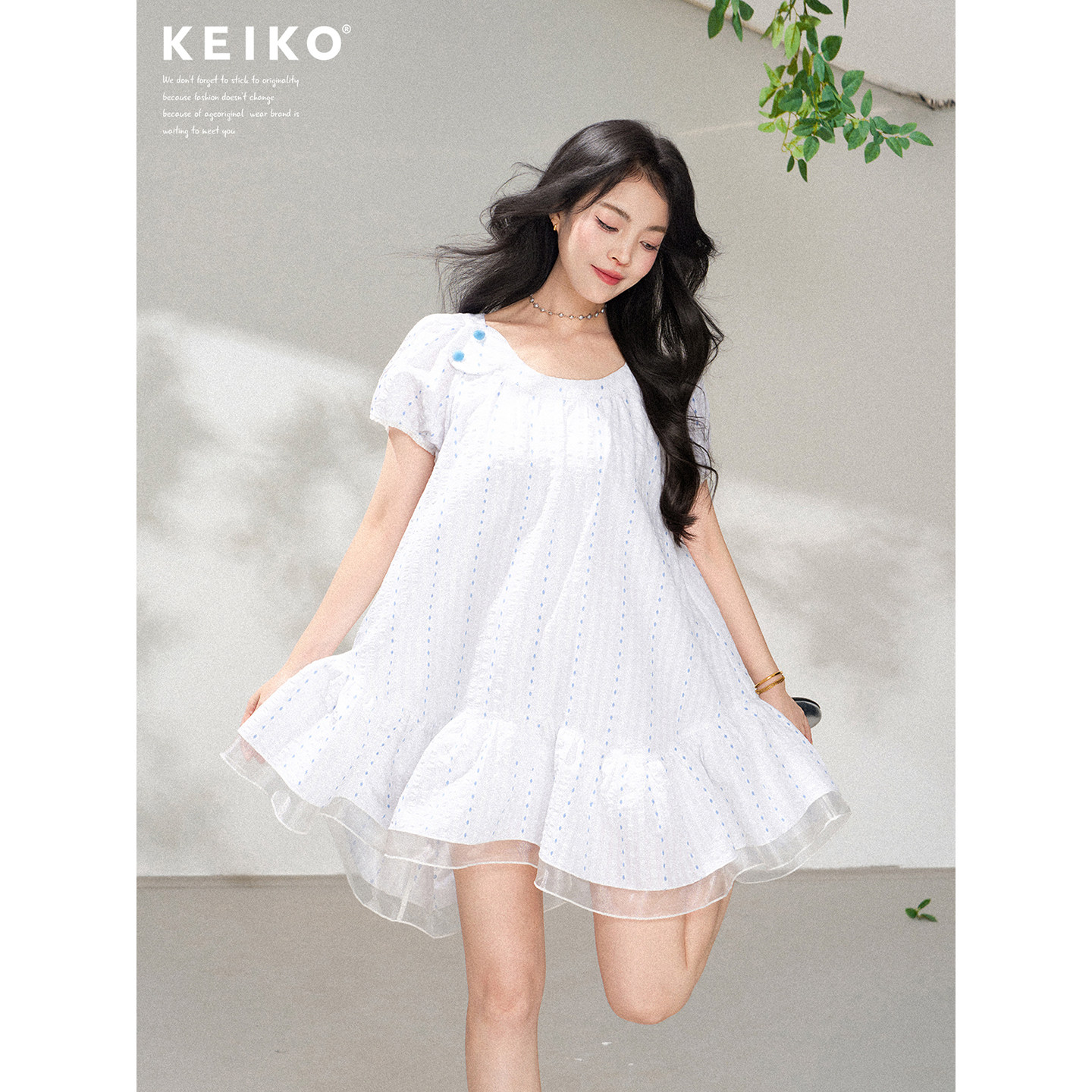 KEIKO轻淑风荷叶边泡泡袖连衣裙图片