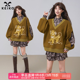 KEIKO 加绒卫衣女秋冬小狗印花拼接polo领上衣外套 巴恩风假两件式