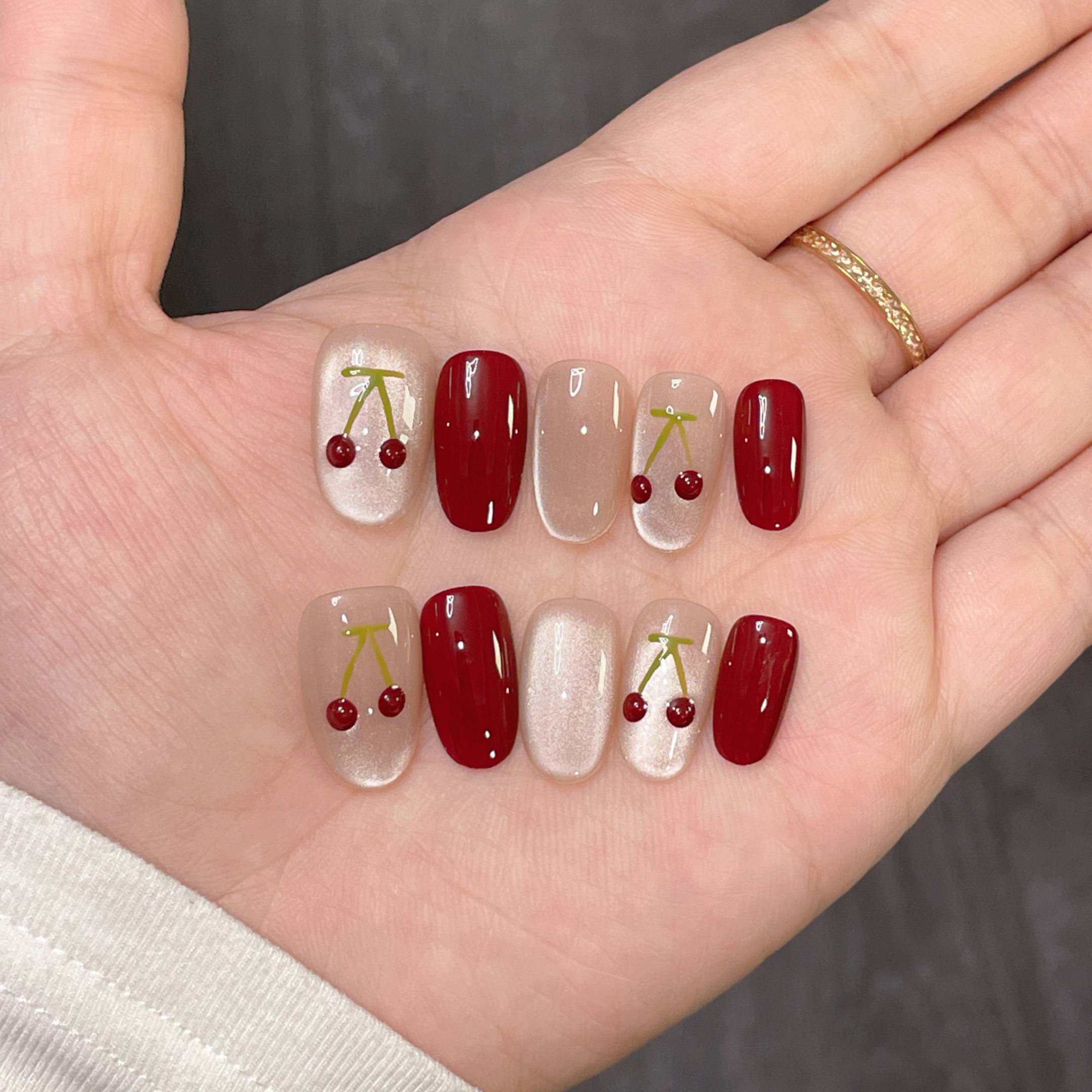 【甜心樱桃】小樱桃玻璃珠猫眼气质显白新年纯手工穿戴甲,彩妆/香水/美妆工具,穿戴甲/甲片,淘宝优惠券,粉丝福利购,淘宝优惠卷