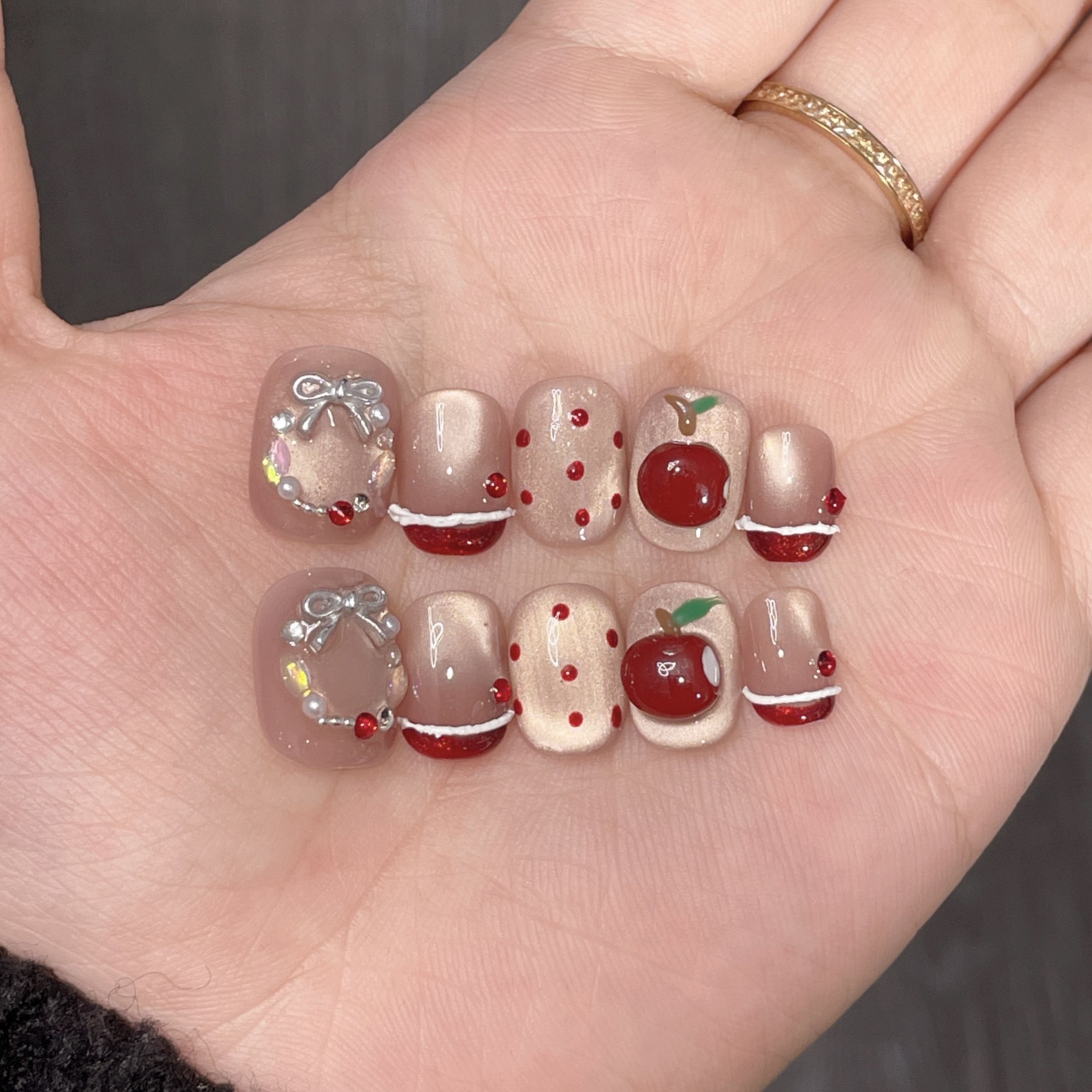 【平安果】 小苹果花环手工穿戴甲美甲立体可爱圣诞节平安夜美甲,彩妆/香水/美妆工具,穿戴甲/甲片,淘宝优惠券,粉丝福利购,淘宝优惠卷