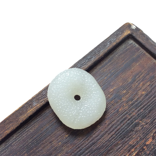 天然新疆和田玉仿古平安扣吊坠女款圆形白色玉石挂件玉佩颈饰配饰