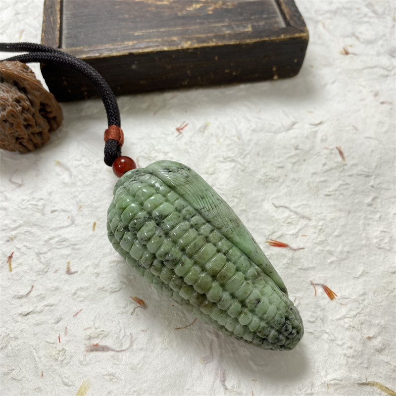 天然玉石南阳独山玉绿白料玉米手把件独玉把玩件玉把件送长辈礼物
