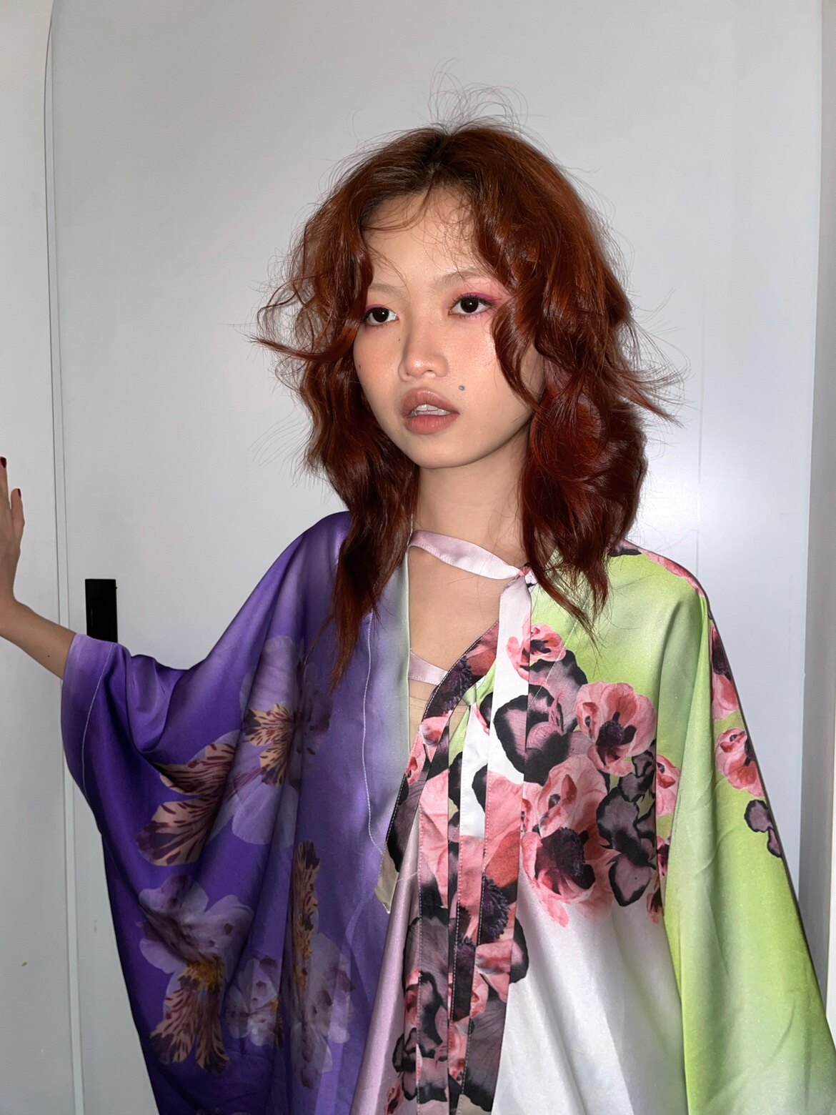 재고 있음 칩칩샵 멀티웨어 오리지널 판타지 퍼플 프린트 루즈한 쿨 새틴 여름 홈웨어