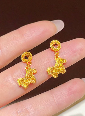 碎冰冰马上有米耳环