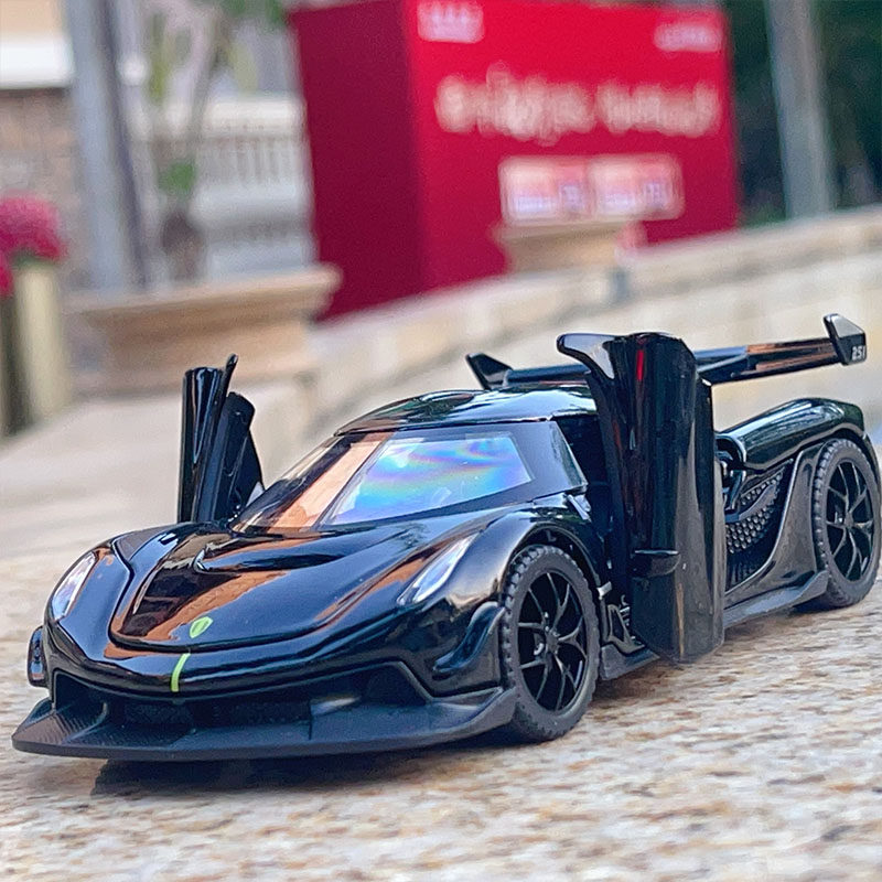 1/32柯尼塞格合金汽车模型男孩回力声光玩具赛车科尼塞克幽灵跑车