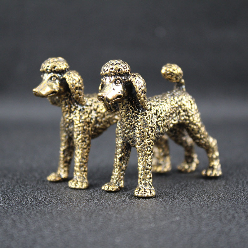 复古纯铜实心贵宾犬狗摆件铜雕茶宠生肖狗桌面装饰工艺品铜器