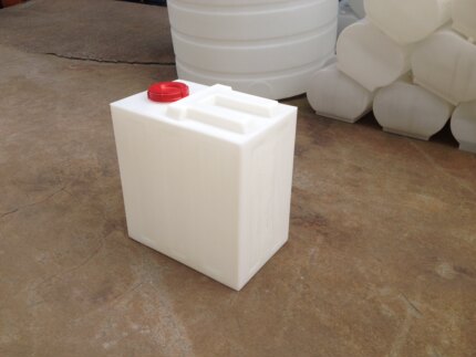 厂家直销一体化加药箱200L 自动加药 200L一体化加药 亲包邮哦